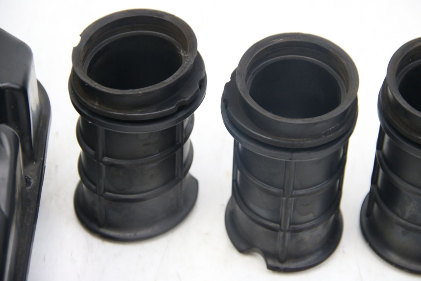 photo de OSŁONA SKRZYNI FILTRA POWIETRZA KAWASAKI Z ABS 1000 (2014 - 2020) - Zbliżenie techniczne