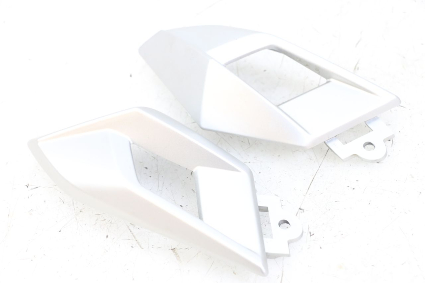 photo de OSŁONA BOCZNA RAMY YAMAHA AEROX 2T 50 (2013 - 2017) - Inny kąt widzenia