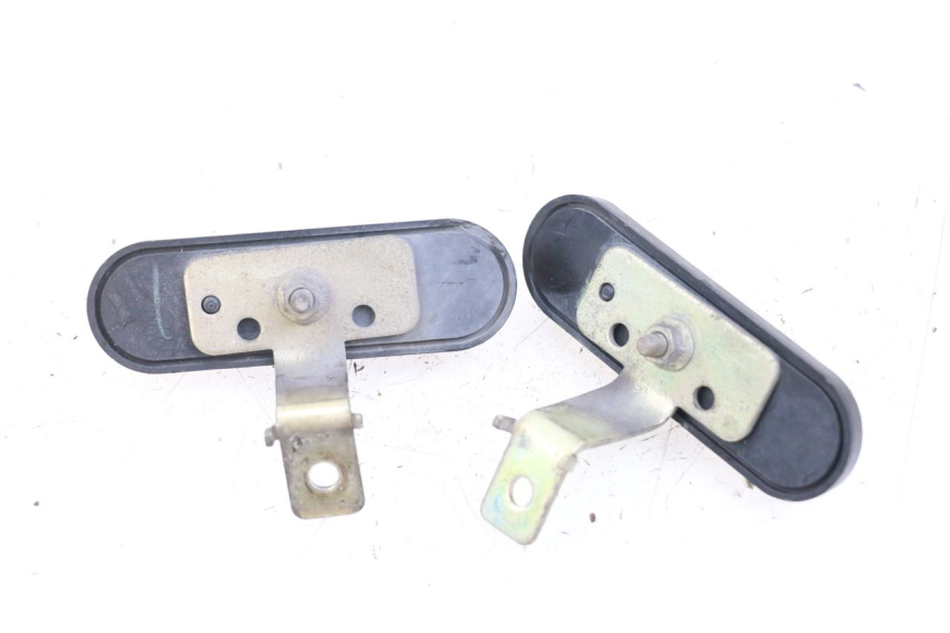 photo de OSŁONA BOCZNA RAMY KYMCO AGILITY RS 4T 50 (2009 - 2013) - Zoom stanu zużycia