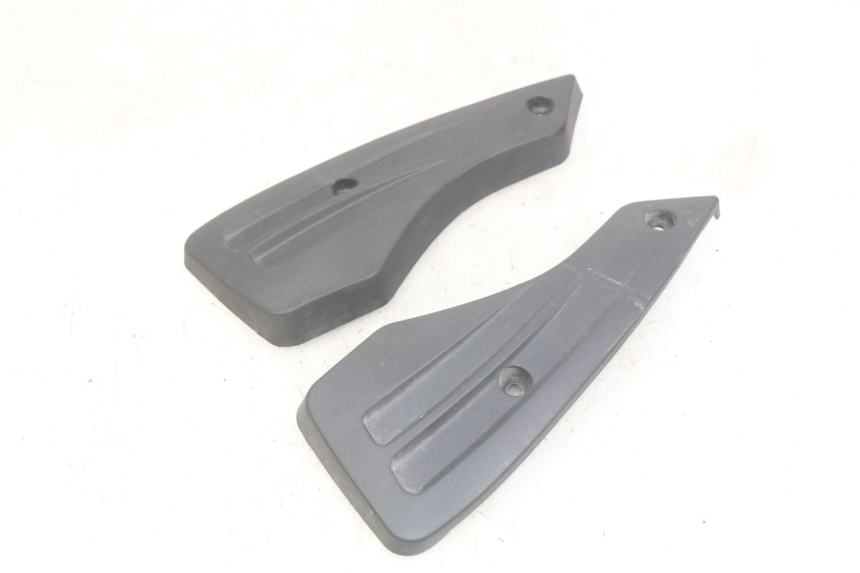 photo de OSŁONA BOCZNA RAMY NECO ALEXONE 125 (2017 - 2024) - Zoom stanu zużycia