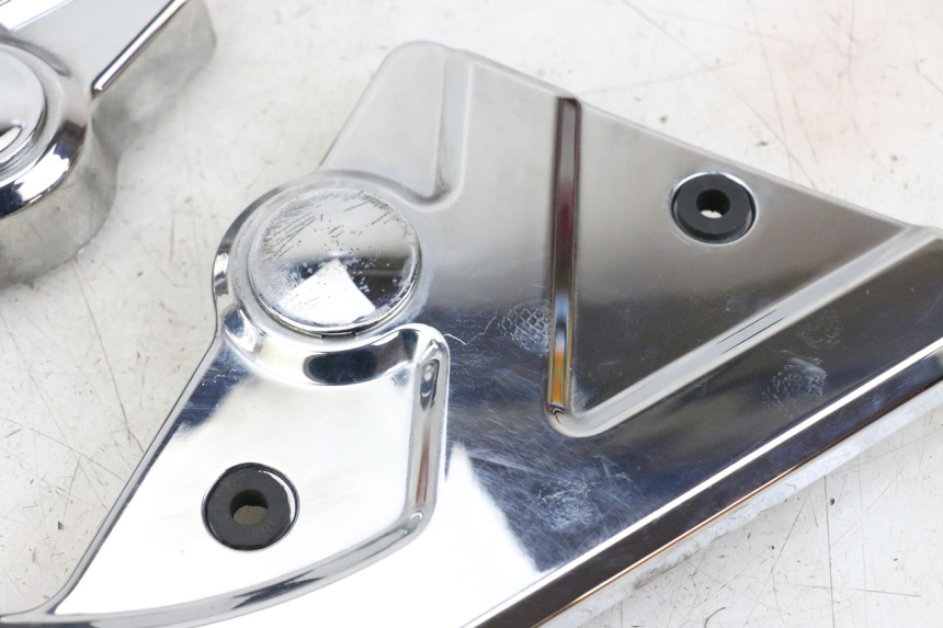 photo de OSŁONA BOCZNA RAMY HYOSUNG GV AQUILA 125 (2000 - 2009) - Widok ogólny