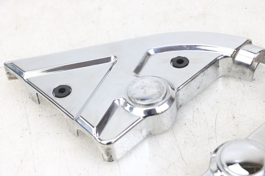 photo de OSŁONA BOCZNA RAMY HYOSUNG GV AQUILA 125 (2000 - 2009) - Część sprawdzona