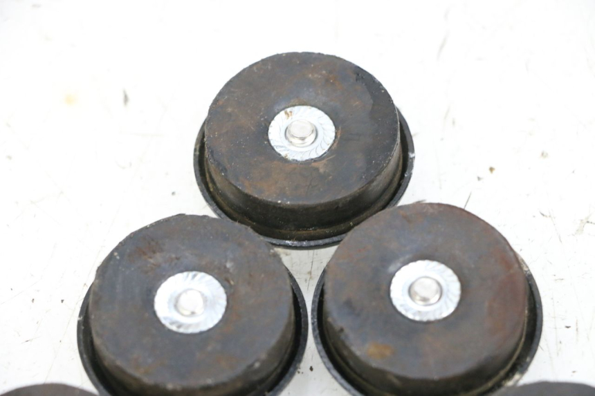 photo de OSŁONA BOCZNA RAMY MAG POWER BOMBERS 4T 50 (2016 - 2026) - Zoom stanu zużycia