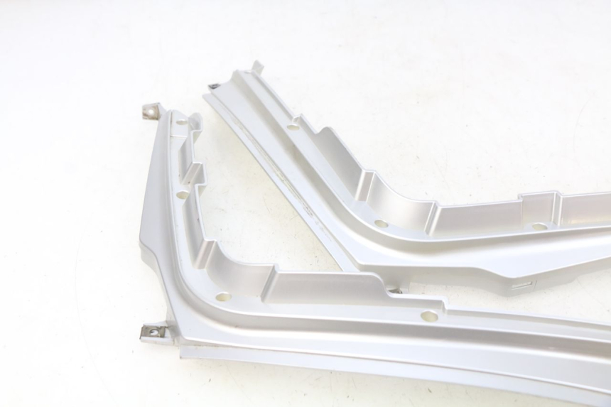 photo de OSŁONA BOCZNA RAMY RIDE CLASSIC 2T 50 (2014 - 2022) - Zoom stanu zużycia