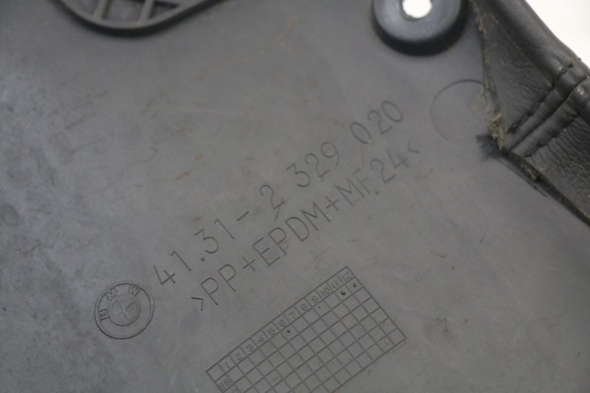 photo de OSŁONA RAMY BOCZNA PRAWA BMW C1 125 (2000 - 2003) - Widok ogólny