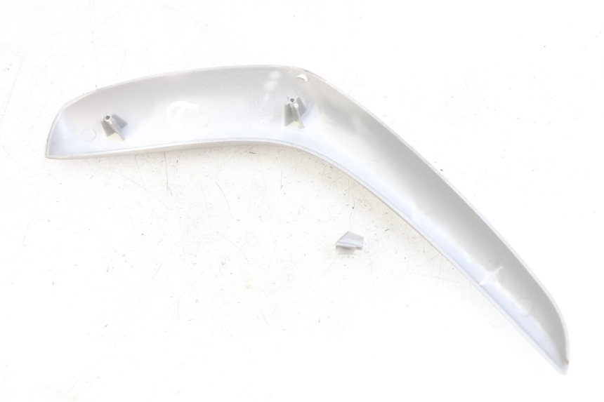 photo de OSŁONA RAMY BOCZNA PRAWA PIAGGIO FLY 2T 50 (2004 - 2017) - Widok ogólny