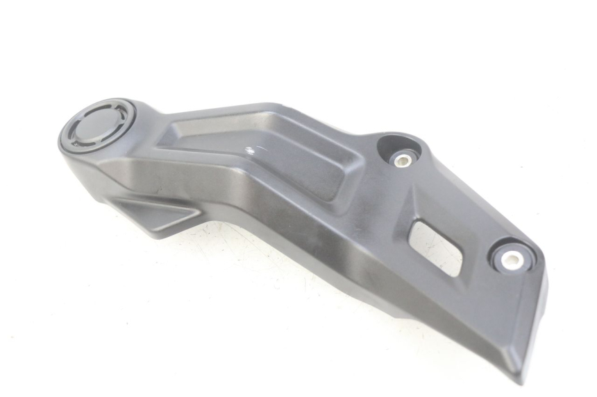 photo de OSŁONA RAMY BOCZNA PRAWA YAMAHA MT-07 MT07 700 (2018 - 2020) - Inny kąt widzenia