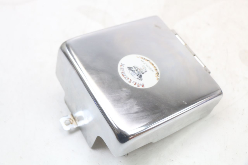 photo de OSŁONA RAMY BOCZNA PRAWA REGAL RAPTOR SPYDER 125 (2010 - 2018) - Inny kąt widzenia