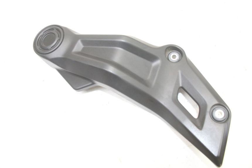 photo de OSŁONA RAMY BOCZNA PRAWA YAMAHA TRACER 7 700 (2020 - 2024) - Szczegół części