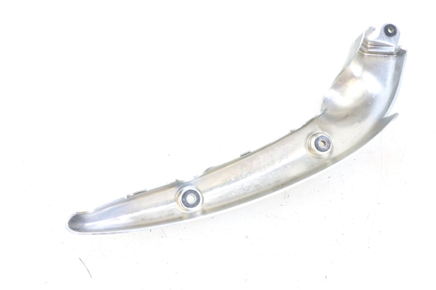 photo de OSŁONA RAMY BOCZNA PRAWA SUZUKI VL INTRUDER 125 (2004 - 2007) - Zoom stanu zużycia