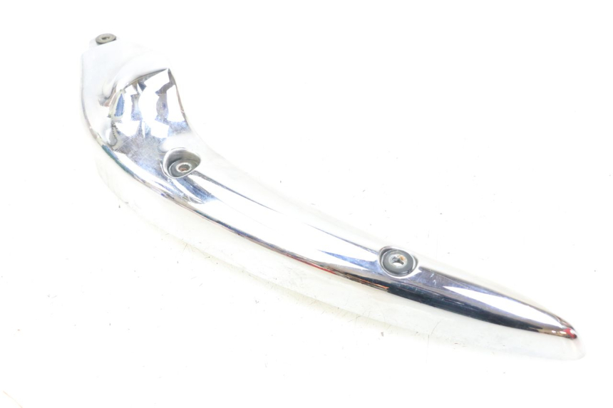 photo de OSŁONA RAMY BOCZNA PRAWA SUZUKI VL INTRUDER 125 (2004 - 2007) - Zbliżenie techniczne