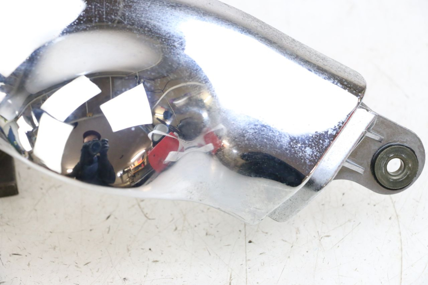 photo de OSŁONA RAMY BOCZNA PRAWA SUZUKI VL INTRUDER 125 (2004 - 2007) - Stan powierzchni