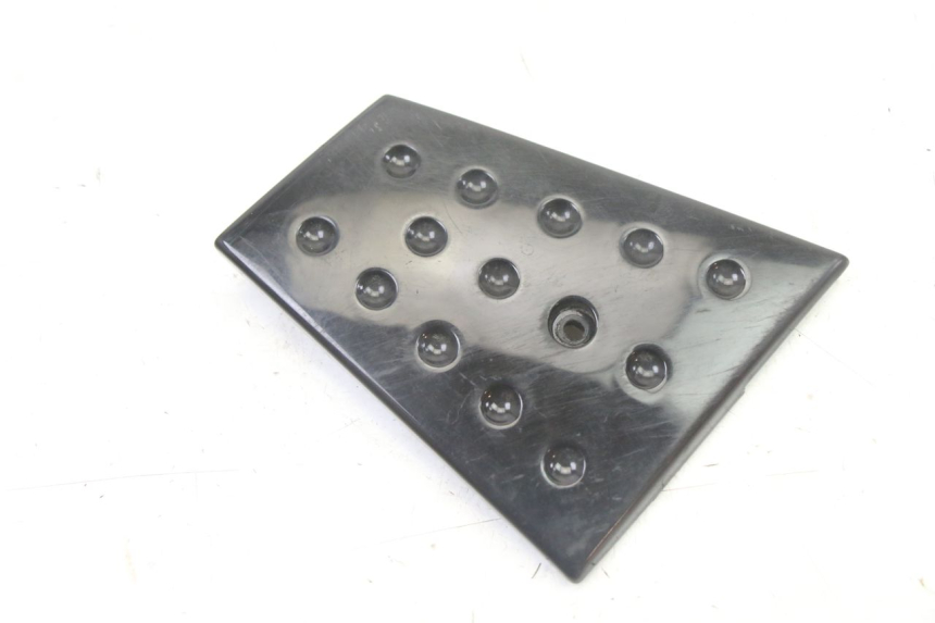 photo de OSŁONA RAMY BOCZNA PRAWA PIAGGIO XEVO - X EVO 125 (2007 - 2017) - Szczegół części