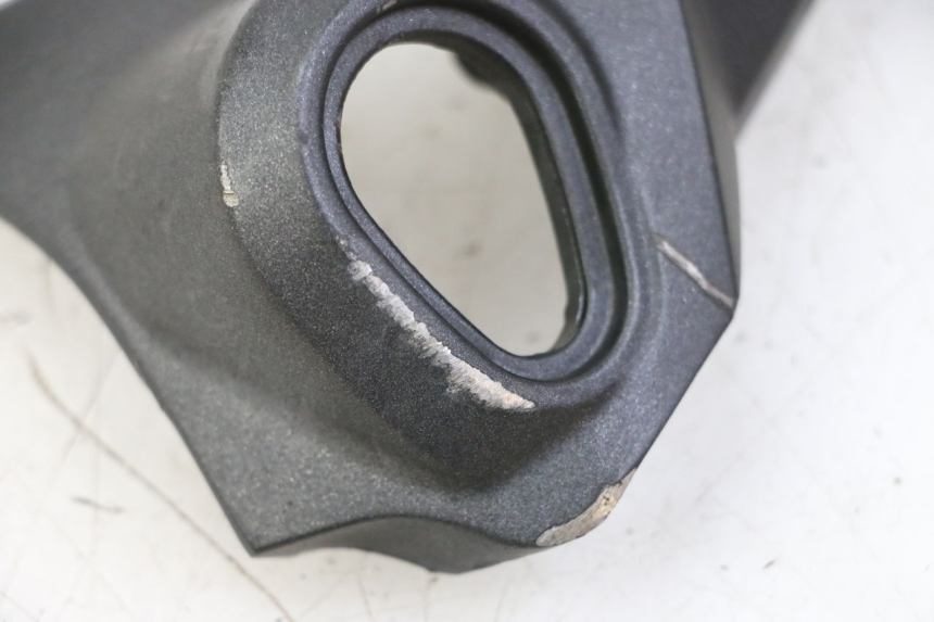 photo de OSŁONA RAMY BOCZNA PRAWA YAMAHA FZ6 FAZER S2 600 (2007 - 2011) - Szczegół części