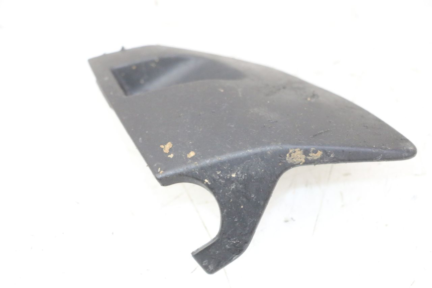 photo de OSŁONA RAMY BOCZNA PRAWA YAMAHA YZF YZ-F 450 (2014 - 2016) - Zoom stanu zużycia