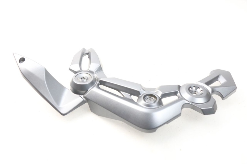 photo de OSŁONA RAMY BOCZNA PRAWA KAWASAKI Z Z900 900 (2017 - 2019) - Zbliżenie techniczne