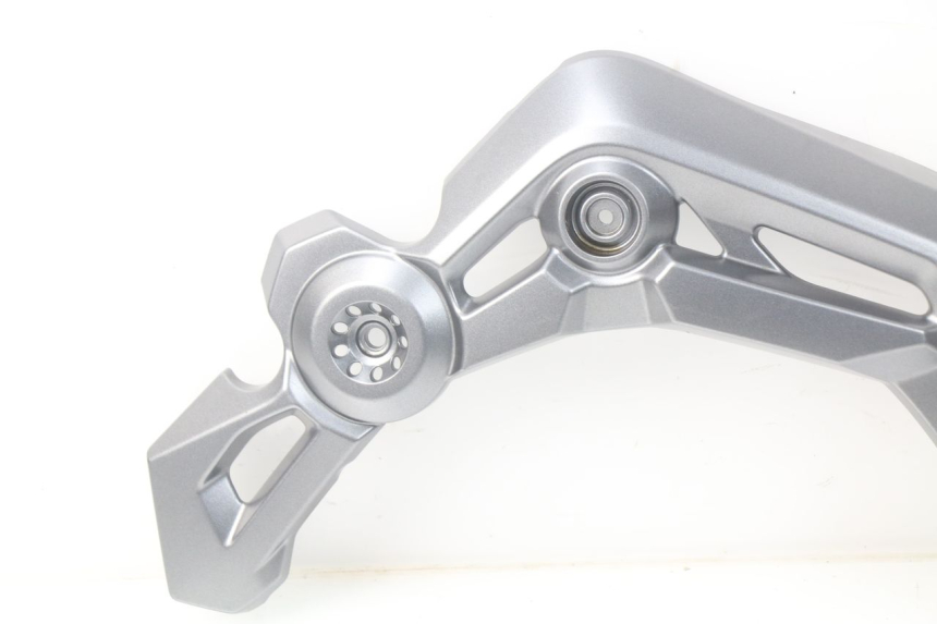 photo de OSŁONA RAMY BOCZNA PRAWA KAWASAKI Z Z900 900 (2017 - 2019) - Widok ogólny