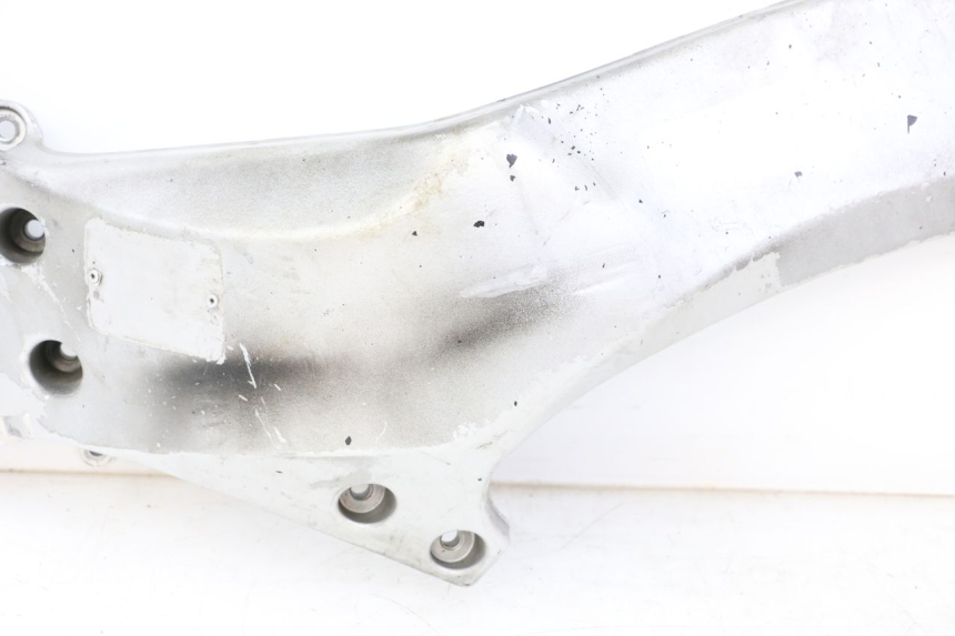 photo de OSŁONA RAMY LEWA BOCZNA APRILIA RS 50 (1999 - 2005) - Szczegóły charakterystyczne