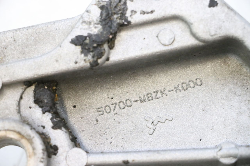 photo de OSŁONA BOCZNA RAMY LEWA HONDA CB F HORNET 600 (2005 - 2006) - Szczegół części