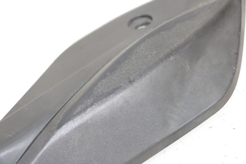 photo de OSŁONA LEWEJ BOCZNEJ RAMY KSR CODE 125 (2018 - 2020) - Zbliżenie techniczne