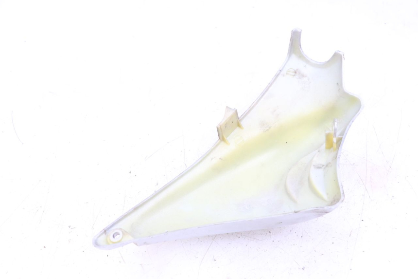 photo de OSŁONA LEWEJ BOCZNEJ RAMY HYOSUNG GF 125 (2001 - 2005) - Inny kąt widzenia