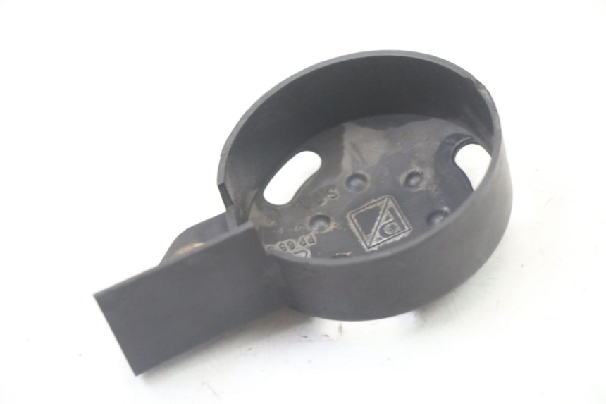 photo de OSŁONA LEWEJ BOCZNEJ RAMY GILERA NEXUS 300 (2008 - 2013) - Zoom stanu zużycia