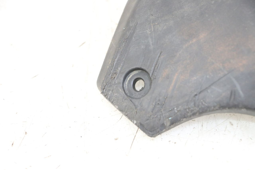 photo de OSŁONA RAMY LEWA BOCZNA PEUGEOT KISBEE 4T 50 (2018 - 2022) - Inny kąt widzenia