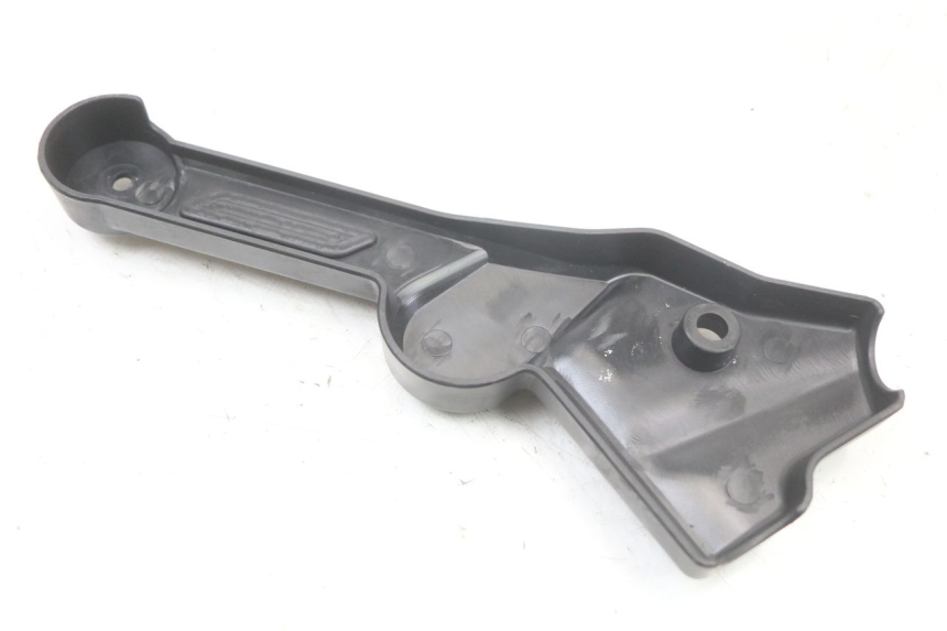 photo de OSŁONA LEWEJ BOCZNEJ RAMY MASAI SCRAMBLER SPORT 125 (2021 - 2025) - Zbliżenie techniczne