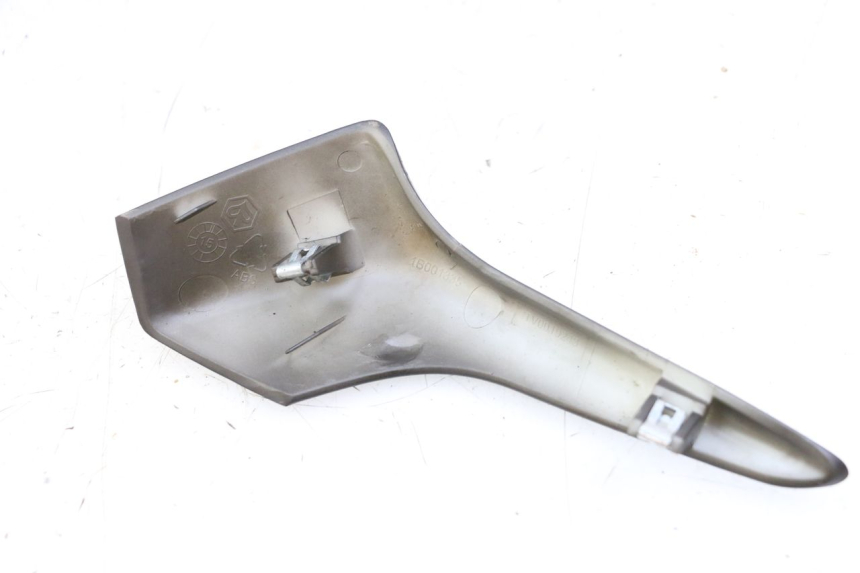 photo de OSŁONA LEWEJ BOCZNEJ RAMY PIAGGIO LIBERTY IGET 4T 50 (2021 - 2025) - Inny kąt widzenia