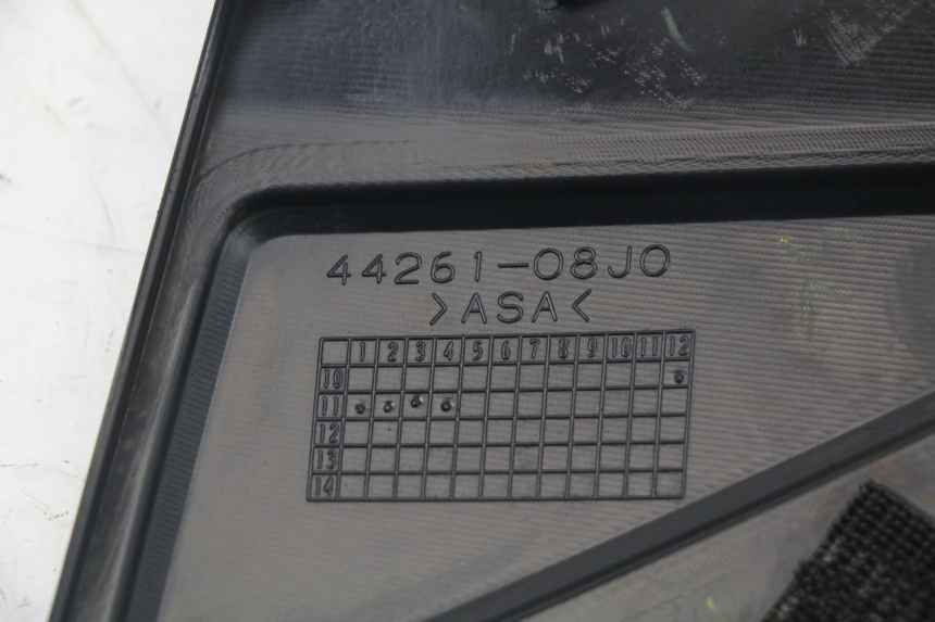 photo de OSŁONA LEWEJ BOCZNEJ RAMY SUZUKI GSR 750 (2011 - 2017) - Stan powierzchni