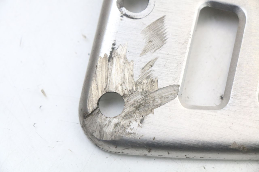 photo de OSŁONA RAMY LEWA BOCZNA SUZUKI SV S 650 (1999 - 2002) - Szczegół części