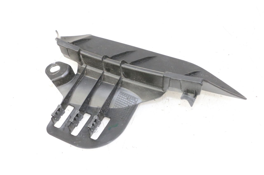 photo de OSŁONA LEWEJ BOCZNEJ RAMY YAMAHA XMAX X-MAX 125 (2021 - 2025) - Szczegół części