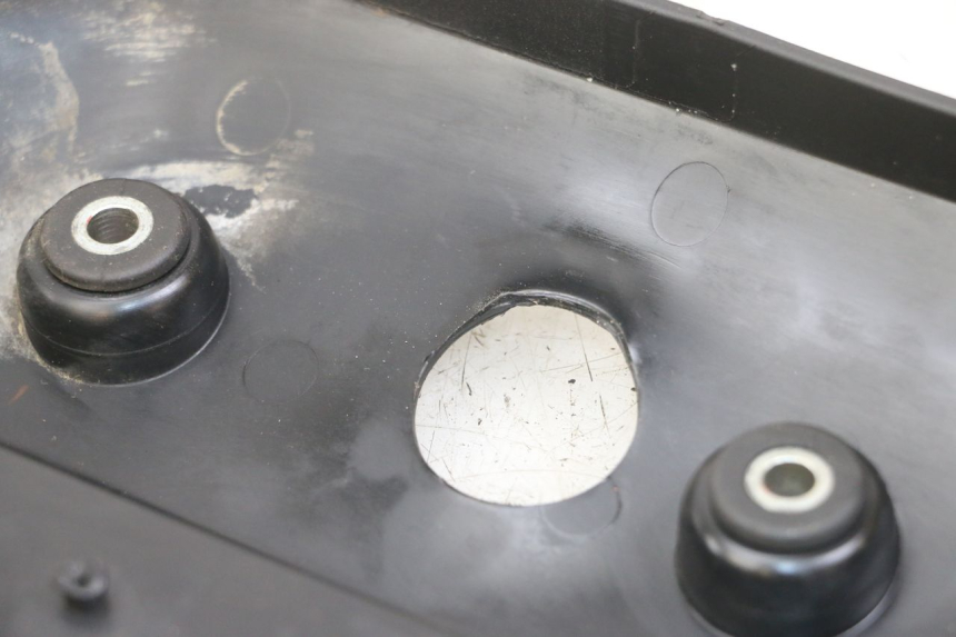 photo de OSŁONA LEWEJ BOCZNEJ RAMY YAMAHA XJ6 ABS 600 (2008 - 2016) - Inny kąt widzenia