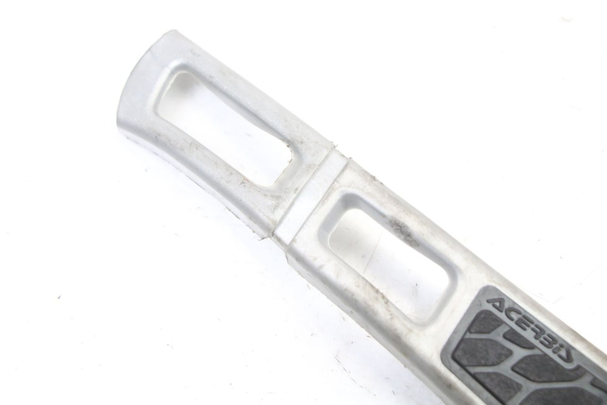 photo de OSŁONA LEWEJ BOCZNEJ RAMY YAMAHA YZ 125 (2006 - 2016) - Szczegół części