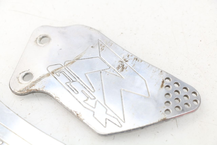 photo de OSŁONA BOCZNA RAMY SUZUKI GSX-R GSXR 600 (2001 - 2003) - Inny kąt widzenia