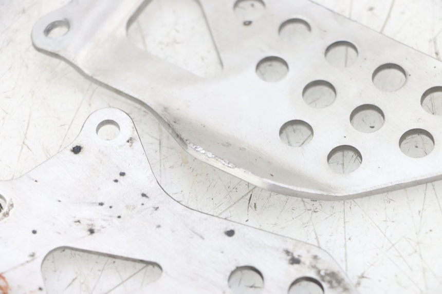 photo de OSŁONA BOCZNA RAMY SUZUKI GSXR GSX-R 1000 (2003 - 2004) - Zoom stanu zużycia