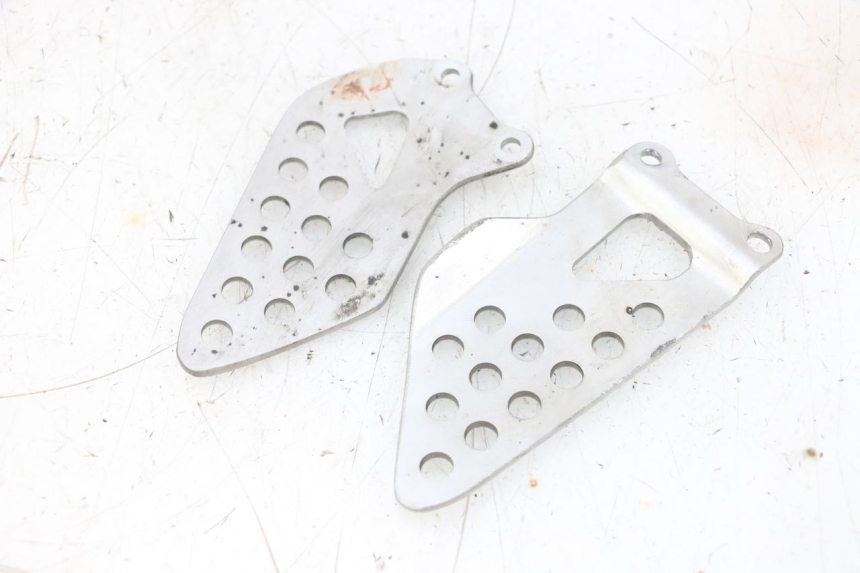 photo de OSŁONA BOCZNA RAMY SUZUKI GSXR GSX-R 1000 (2003 - 2004) - Inny kąt widzenia