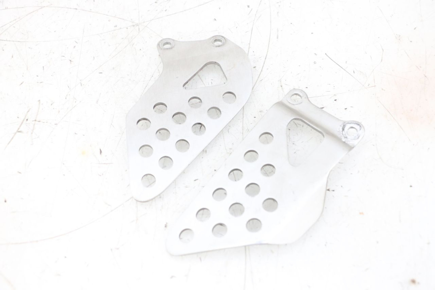 photo de OSŁONA BOCZNA RAMY SUZUKI GSXR GSX-R 1000 (2003 - 2004) - Widok ogólny