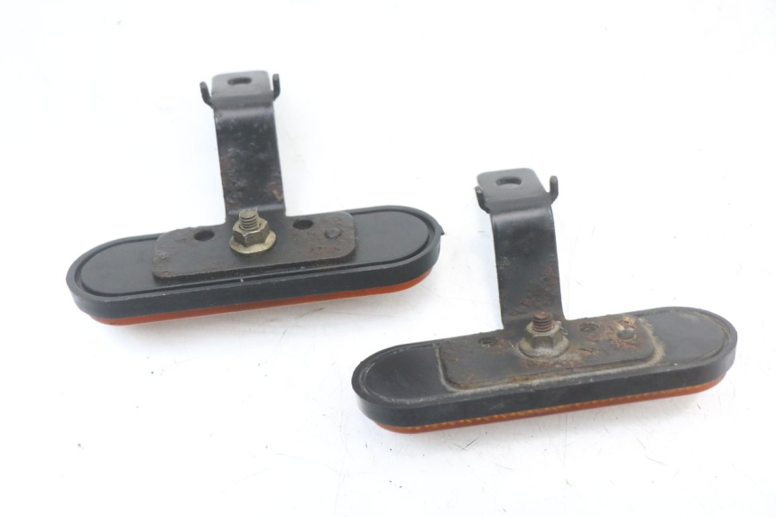 photo de OSŁONA BOCZNA RAMY KYMCO K-PW K-PIPE 50 (2012 - 2017) - Zoom stanu zużycia