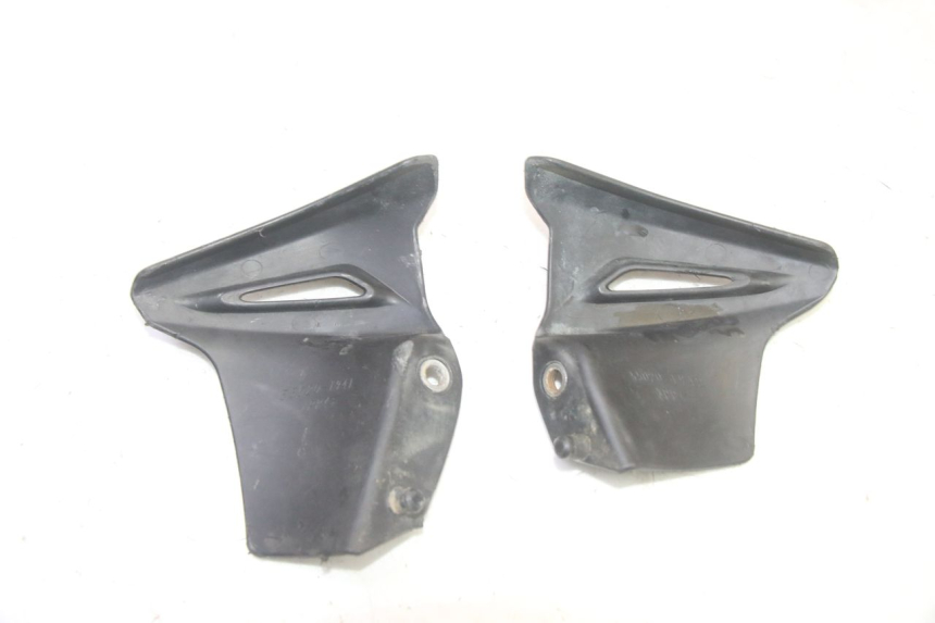 photo de OSŁONA BOCZNA RAMY KAWASAKI KXF KX-F 250 (2017 - 2019) - Zoom stanu zużycia