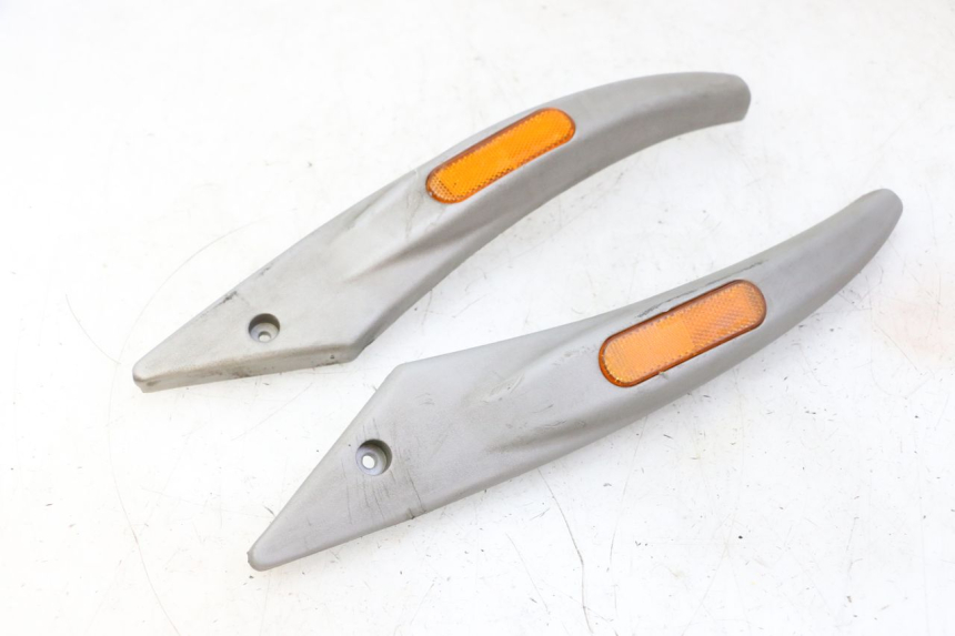 photo de OSŁONA BOCZNA RAMY PIAGGIO LIBERTY 125 (1998 - 2008) - Widok główny