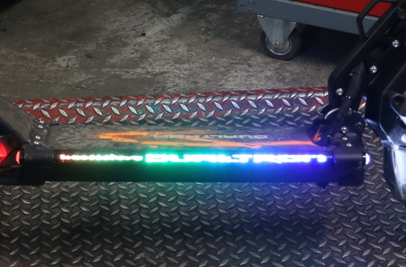 photo de OSŁONA BOCZNA RAMY DUALTRON MINI SPECIAL 1 - Zbliżenie techniczne