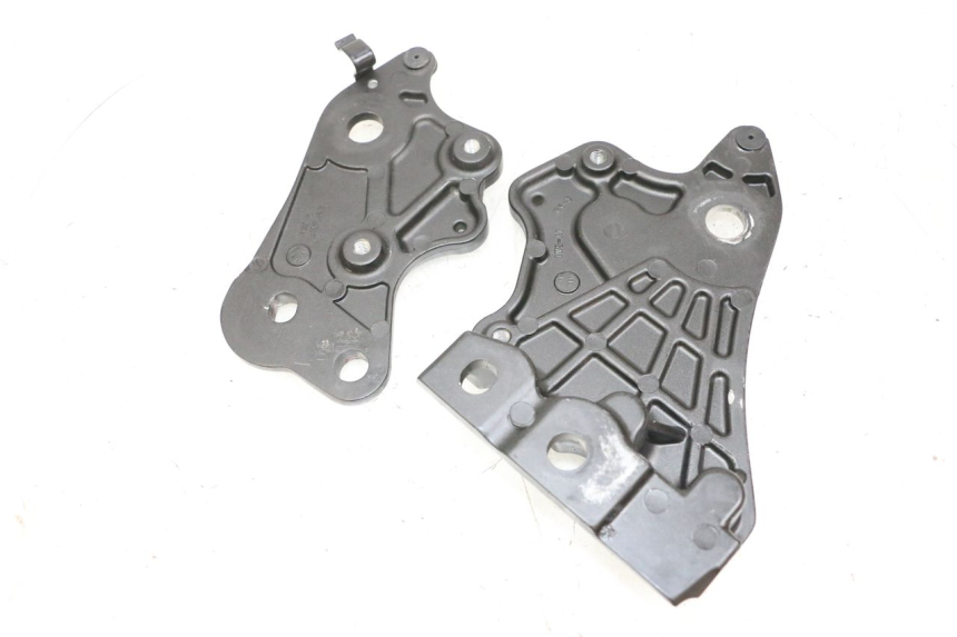 photo de OSŁONA BOCZNA RAMY YAMAHA MT-07 MT07 ABS 700 (2018 - 2020) - Szczegół części