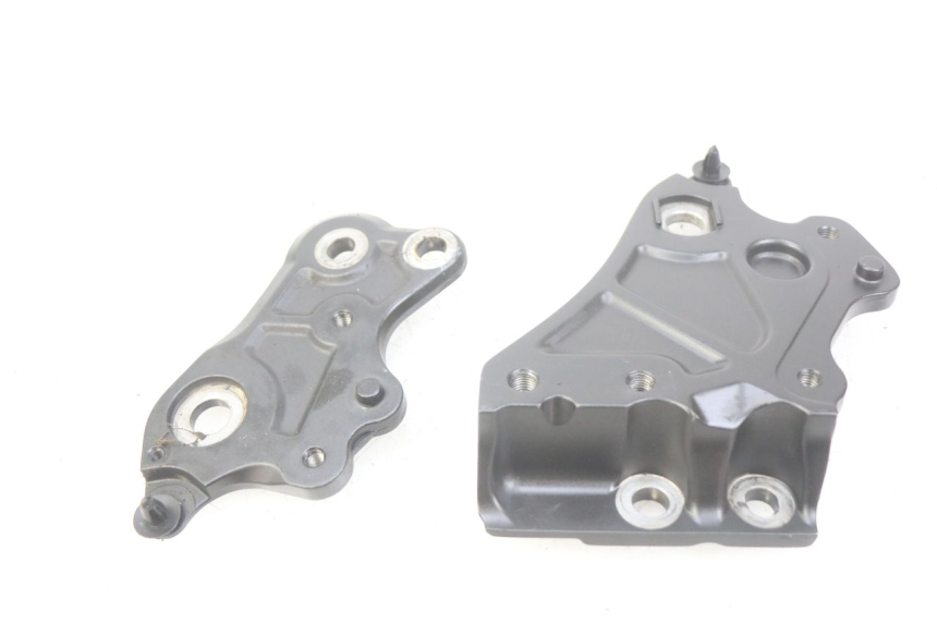 photo de OSŁONA BOCZNA RAMY YAMAHA MT-07 MT07 700 (2018 - 2020) - Inny kąt widzenia