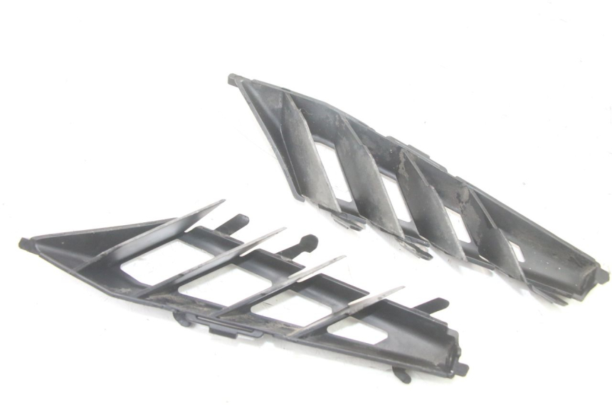 photo de OSŁONA BOCZNA RAMY PEUGEOT SPEEDFIGHT 3 LC 2T 50 (2009 - 2015) - Inny kąt widzenia