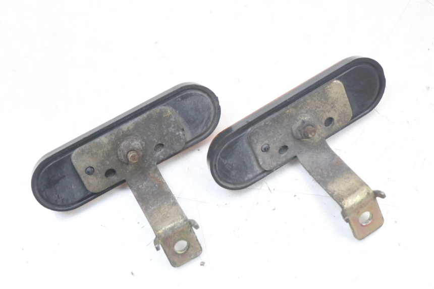 photo de OSŁONA BOCZNA RAMY KYMCO SUPER 8 125 (2008 - 2015) - Zbliżenie techniczne