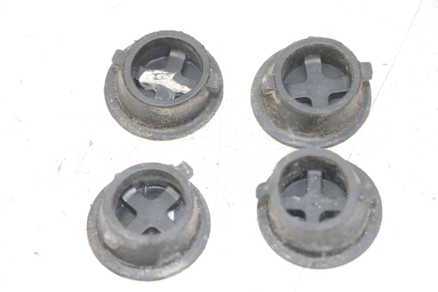 photo de OSŁONA BOCZNA RAMY SYM FIDDLE 3 III 50 (2014 - 2020) - Szczegół części