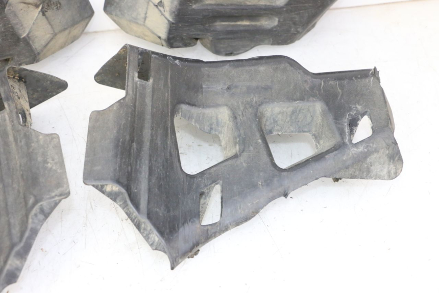 photo de OSŁONA BOCZNA RAMY YAMAHA YFM GRIZZLY 550 (2008 - 2015) - Szczegóły charakterystyczne