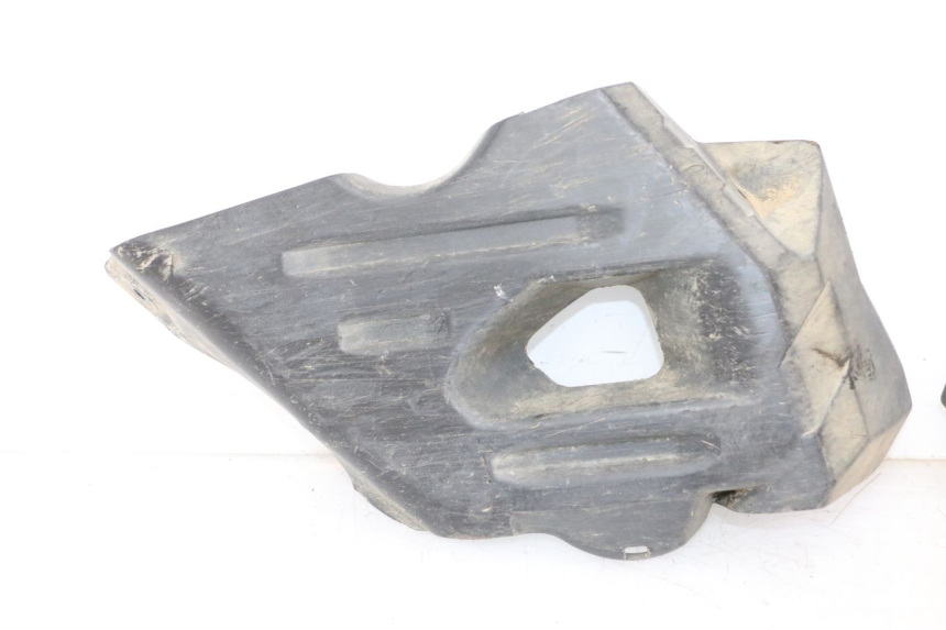 photo de OSŁONA BOCZNA RAMY YAMAHA YFM GRIZZLY 550 (2008 - 2015) - Stan powierzchni