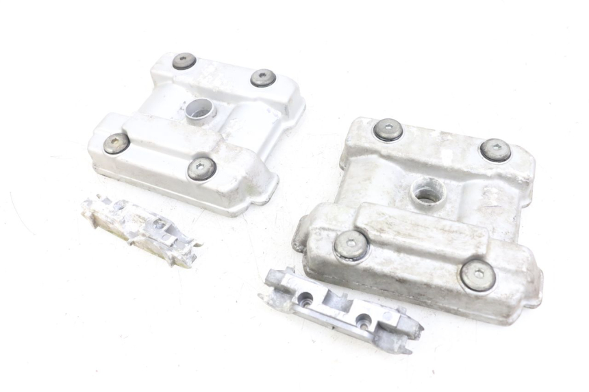 photo de OSŁONA DŹWIGNI ZAWORÓW HYOSUNG GV AQUILA 125 (2000 - 2009) - Zoom stanu zużycia